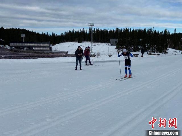 西藏滑雪運動員在挪威參加冬季訓(xùn)練(資料圖)
