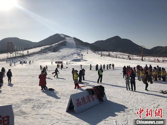 占地6000余畝的平谷區(qū)漁陽滑雪場