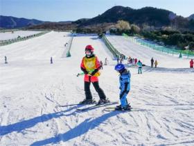 滑雪場建設的成本是多少？