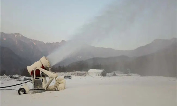 造雪機(jī)